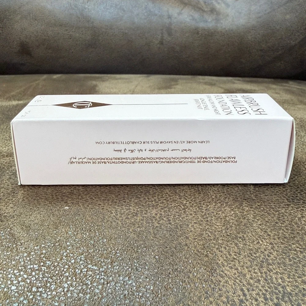 NWT Charlotte Tilbury Airbrush Flawless Foundation - 6 Warm/Chaud